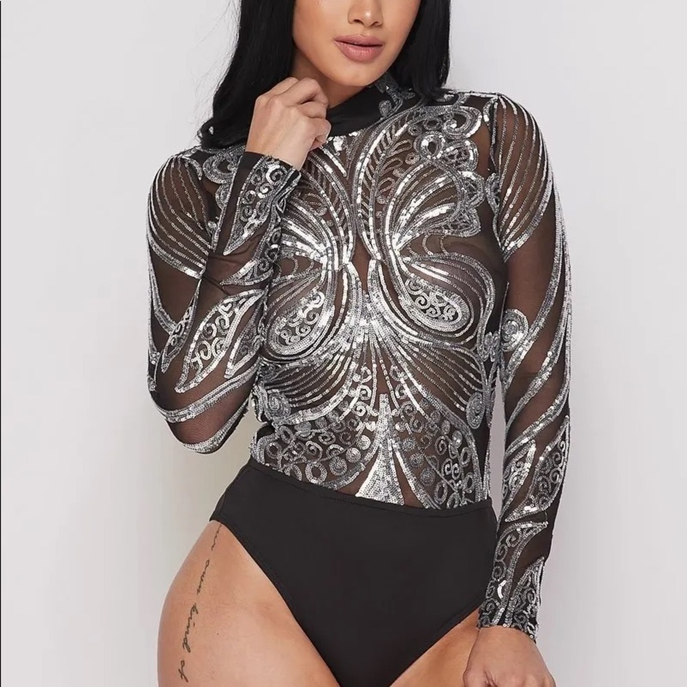 Brand New !Silver sequins bodysuit (Brand New)